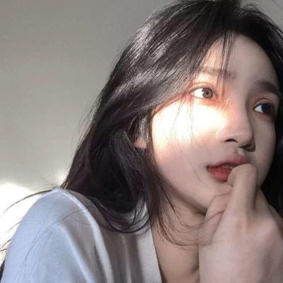 流年无恙的酷狗昵称女独揽风尘