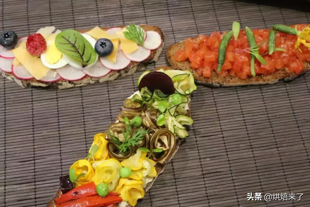 德国黑麦酸面包 (德国黑麦酸面包怎么吃)