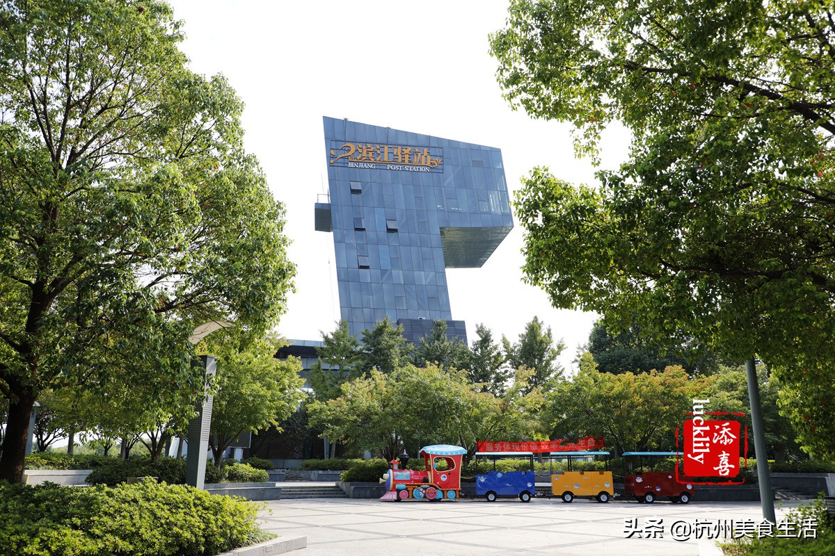 镇江美食三茅宫地锅鸡,镇江美食推荐锅盖面