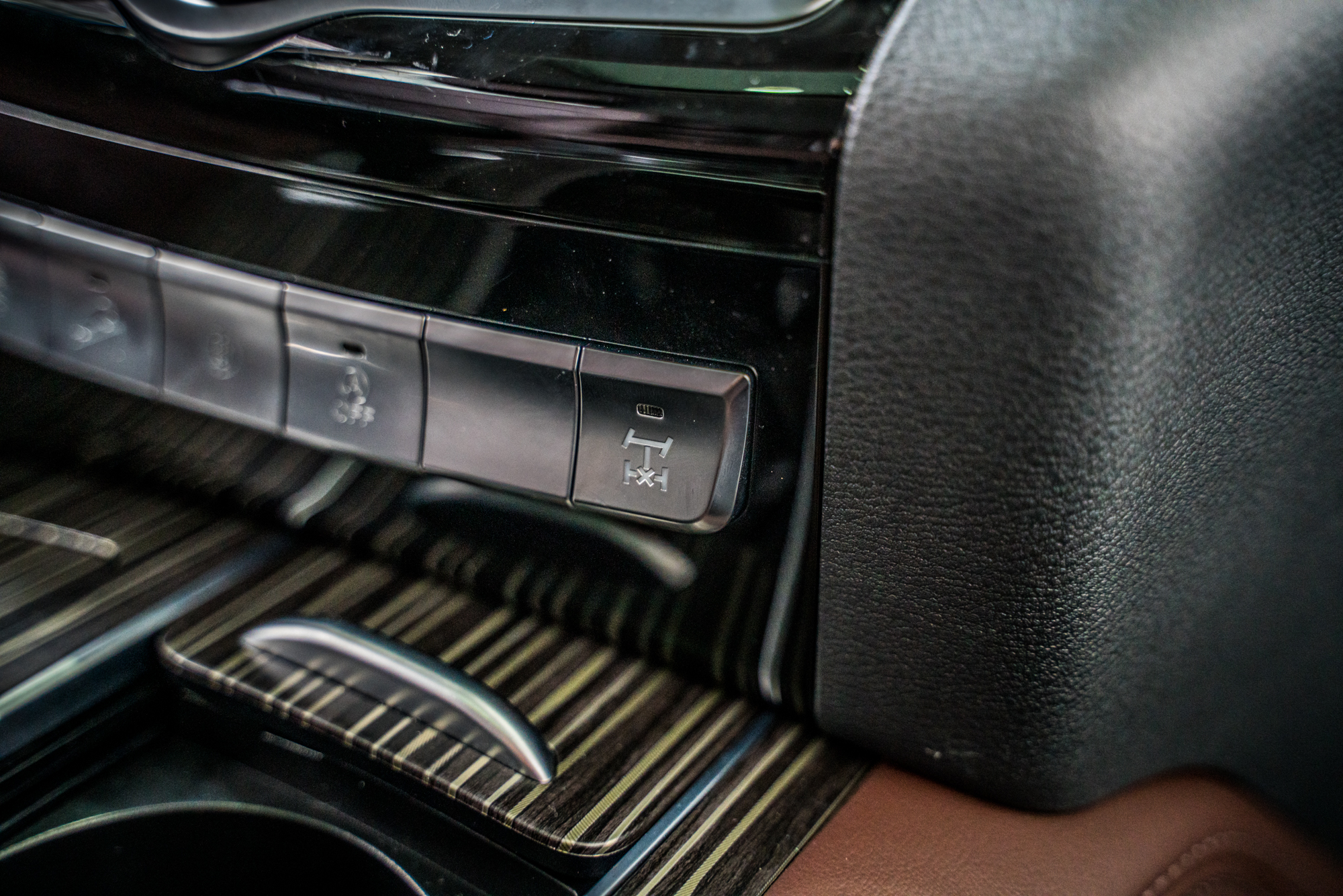 2022款哈弗h9七座空间表现,哈弗h9评测深度越野