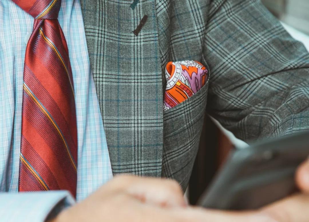 选择领带的宽度,领带的选法和搭配