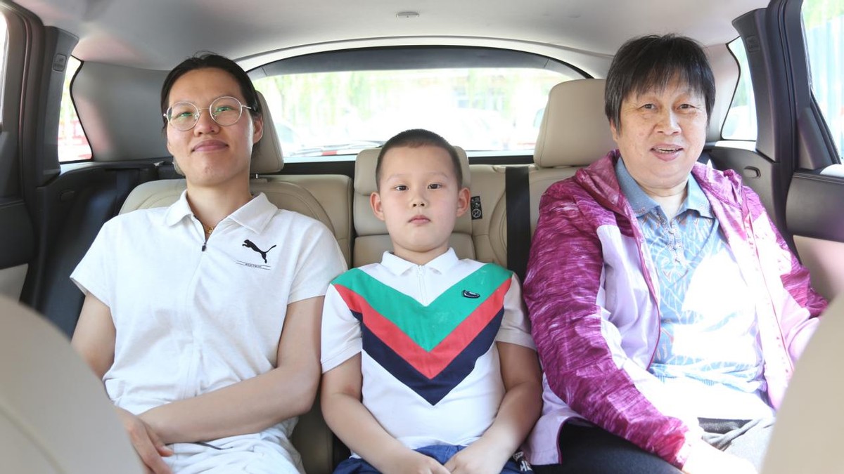 细节全面解析汽车,英菲尼迪qx50悦享版自驾