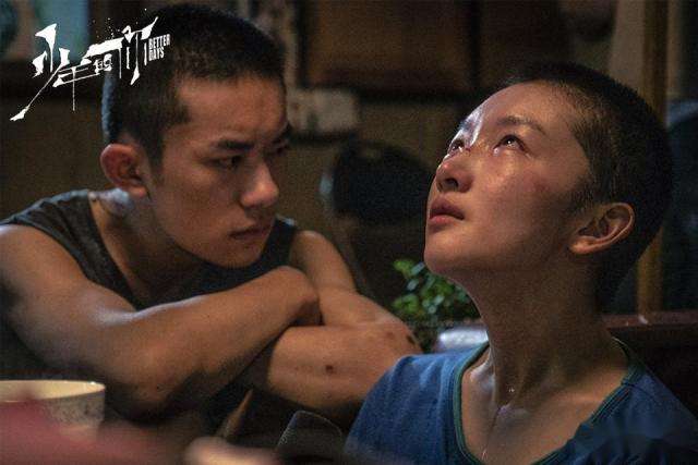 7岁女童眼睛被塞几十张纸纸片,女童眼睛被塞纸片男童已返校