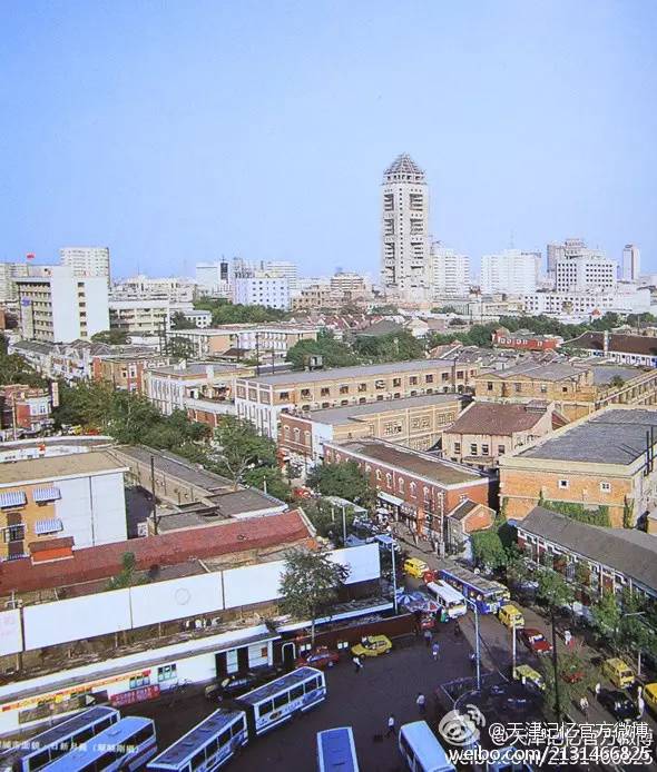 天津酒吧30年，比麦当劳还早的凯悦豆乃木，有一首恋曲1990