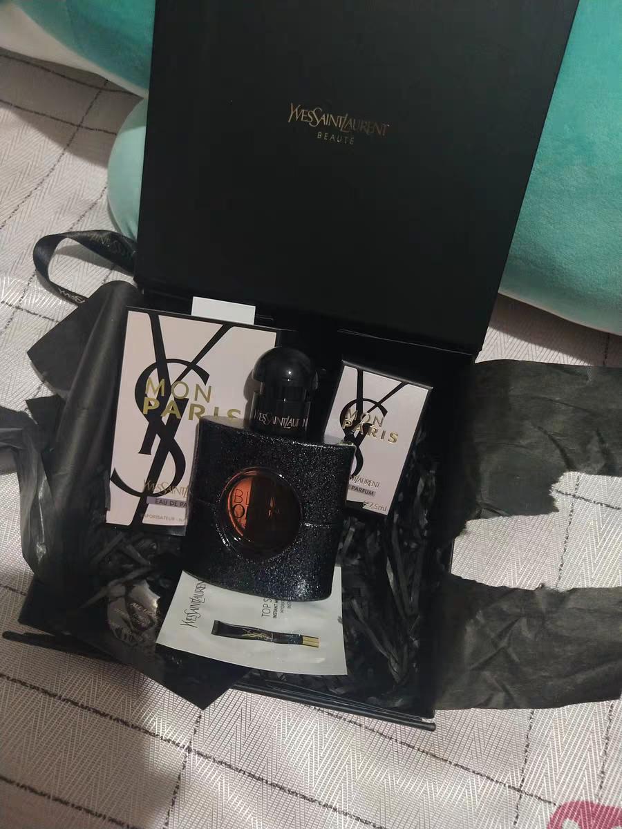 小杨哥香水推荐女士平价,小众淡香水男生推荐一款女士用