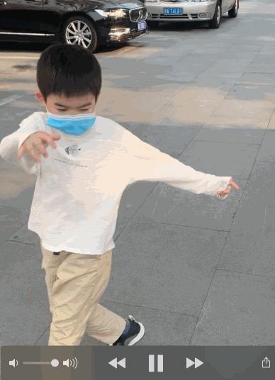 小学生健康用眼方式纠正浅度近视,怎么改善孩子眼睛中度近视