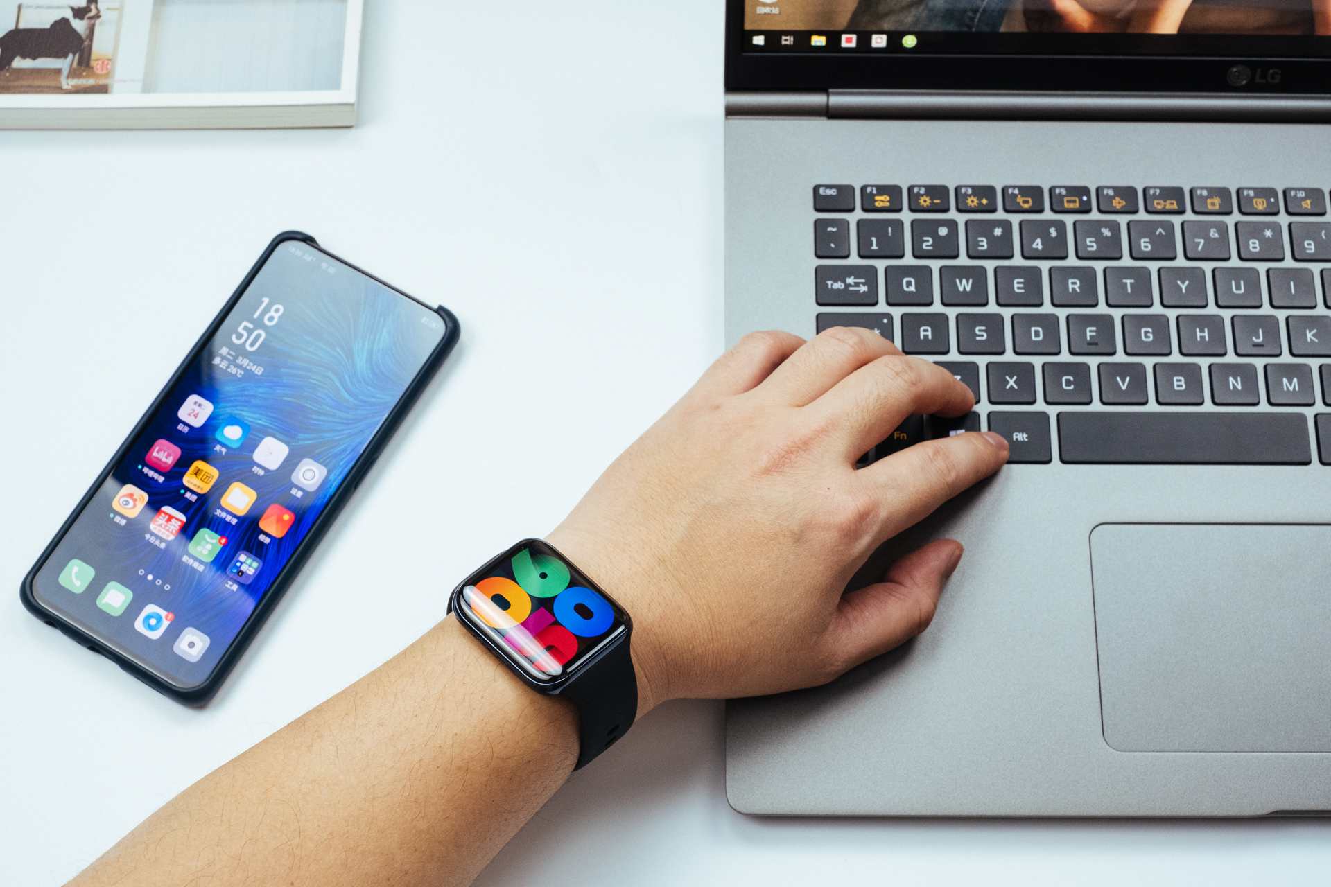 完善智能生态oppowatch体验,oppowatch上手体验美得不可方物