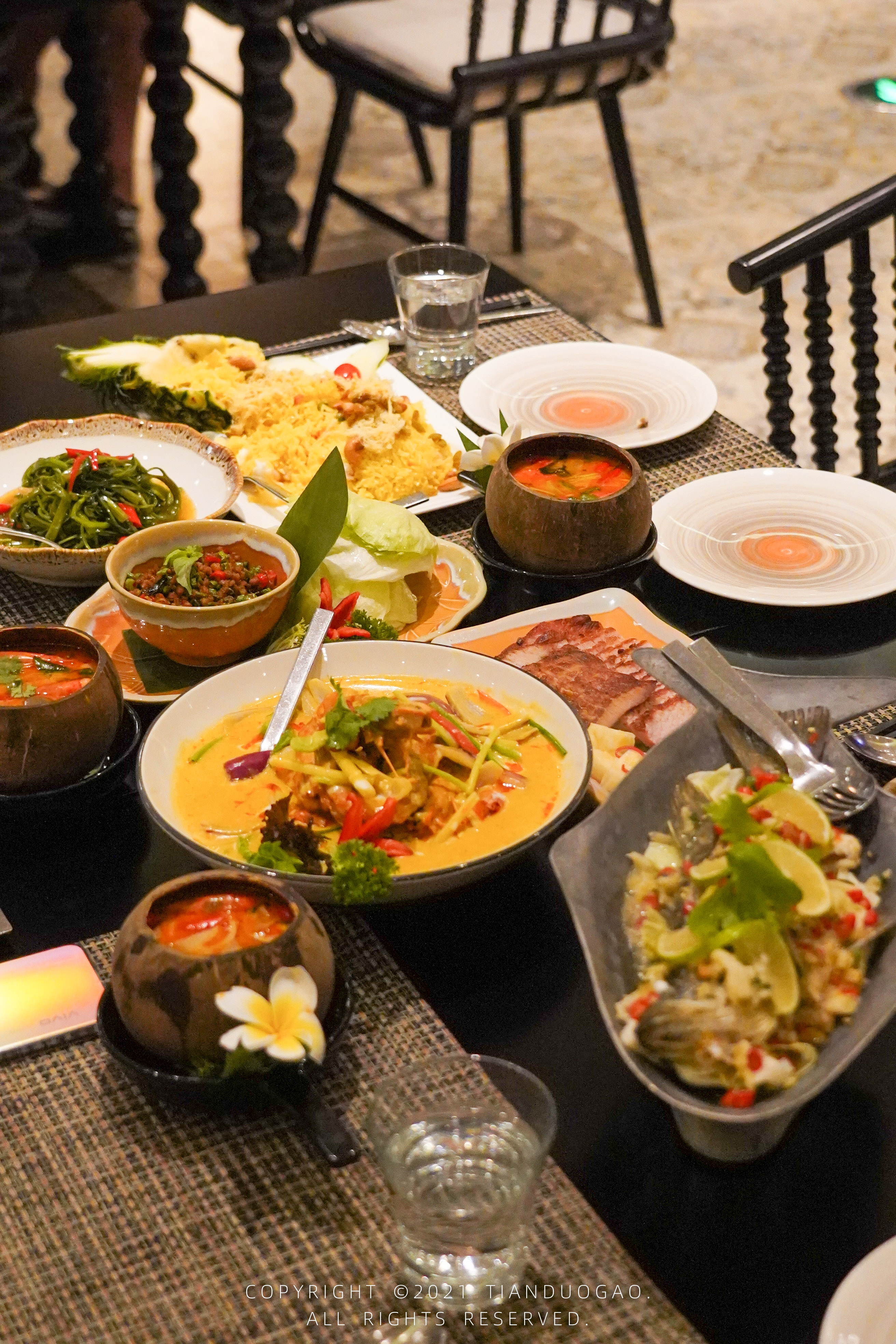 家有晴宝去三亚旅行住七星酒店,三亚大树七星酒店