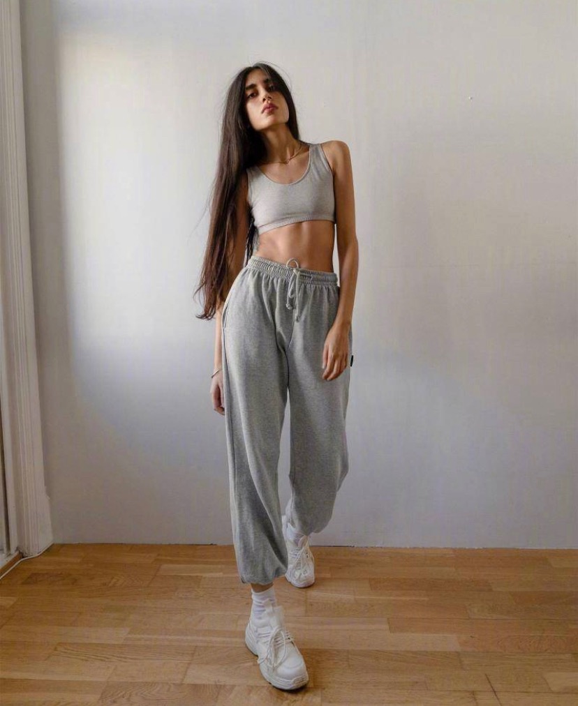 直角肩露肩的正确穿法,优秀的肩线