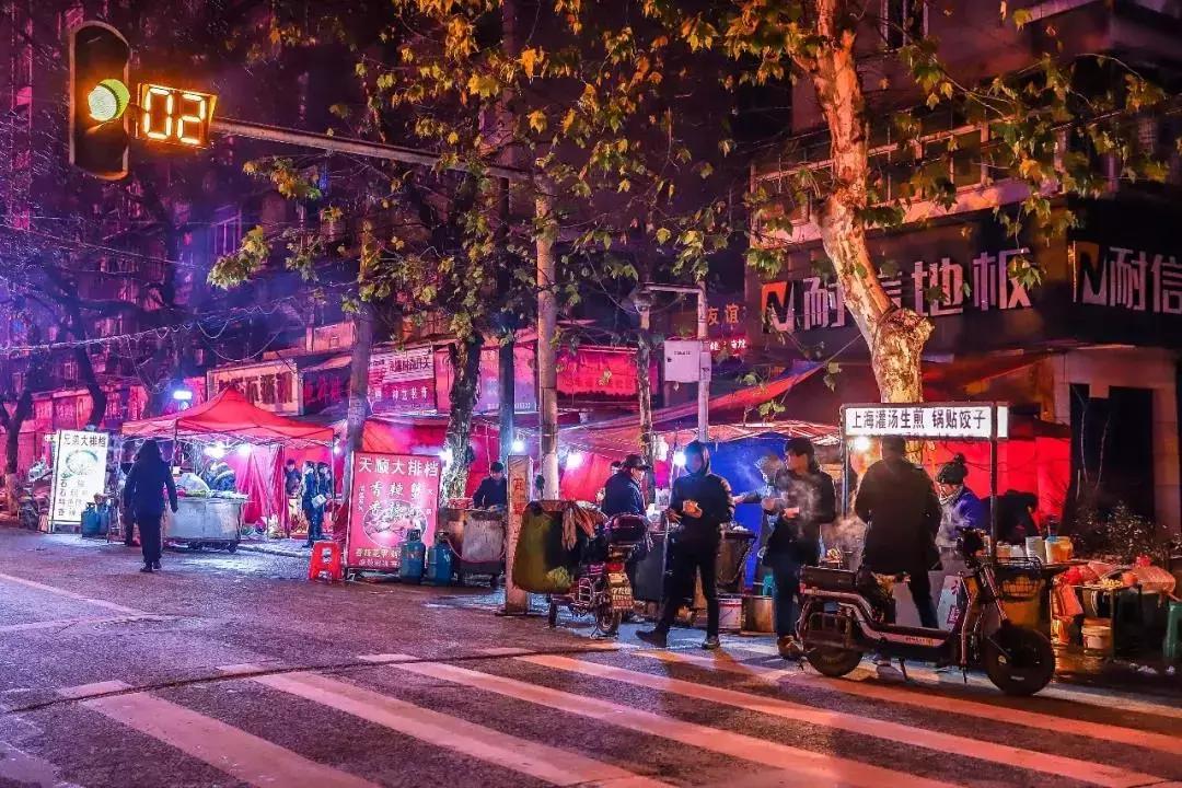 今年夏天在武汉必做的十件事,武汉新春过年坐地铁打卡攻略