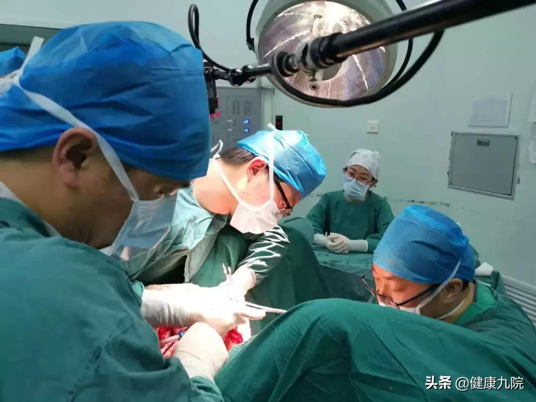 医情观察|九院泌尿外科为一巨大阴茎阴囊象皮肿患者成功手术