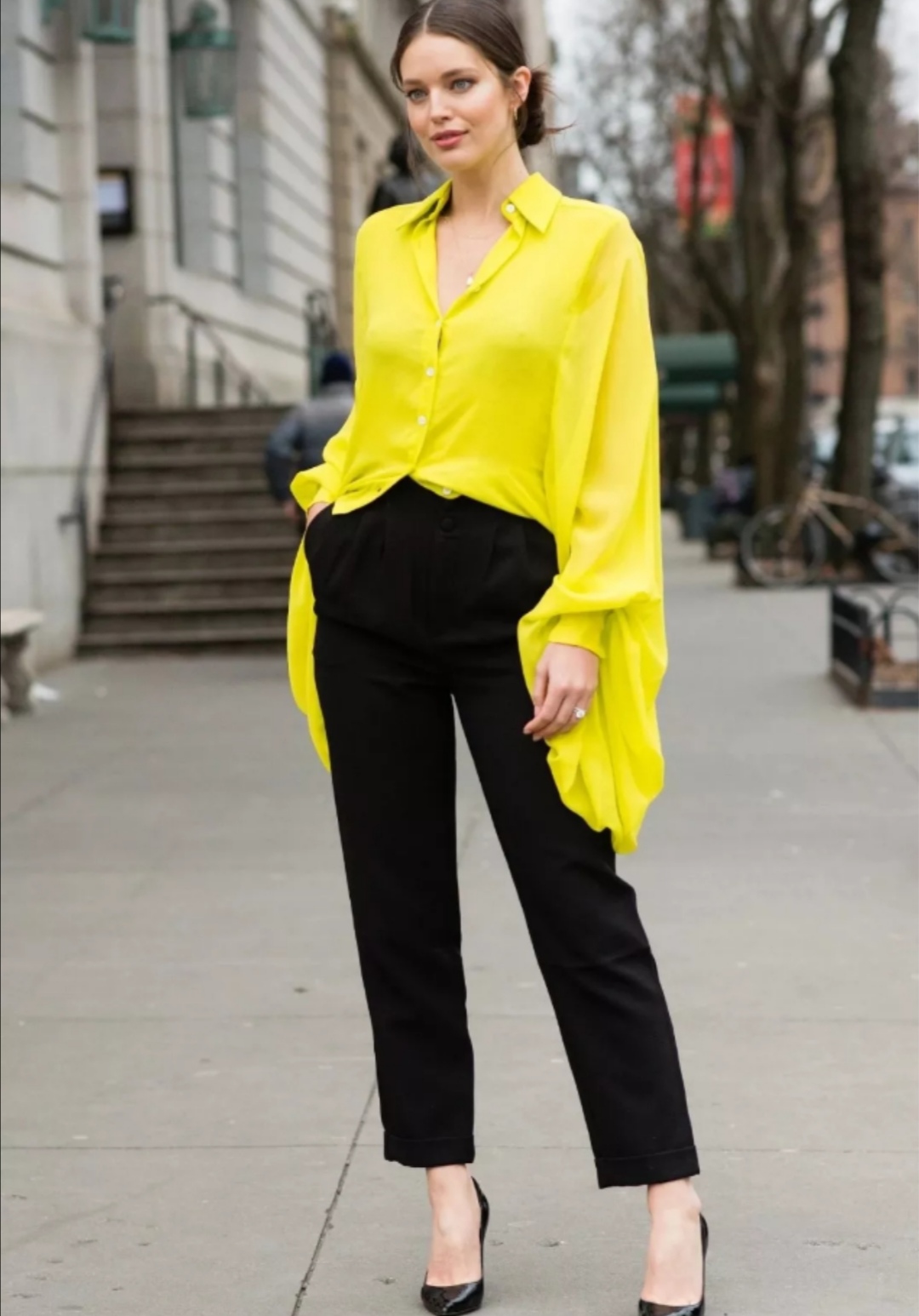 窄版西装裤秋冬如何配上衣,窄版西装裤和阔腿西装裤该怎么选