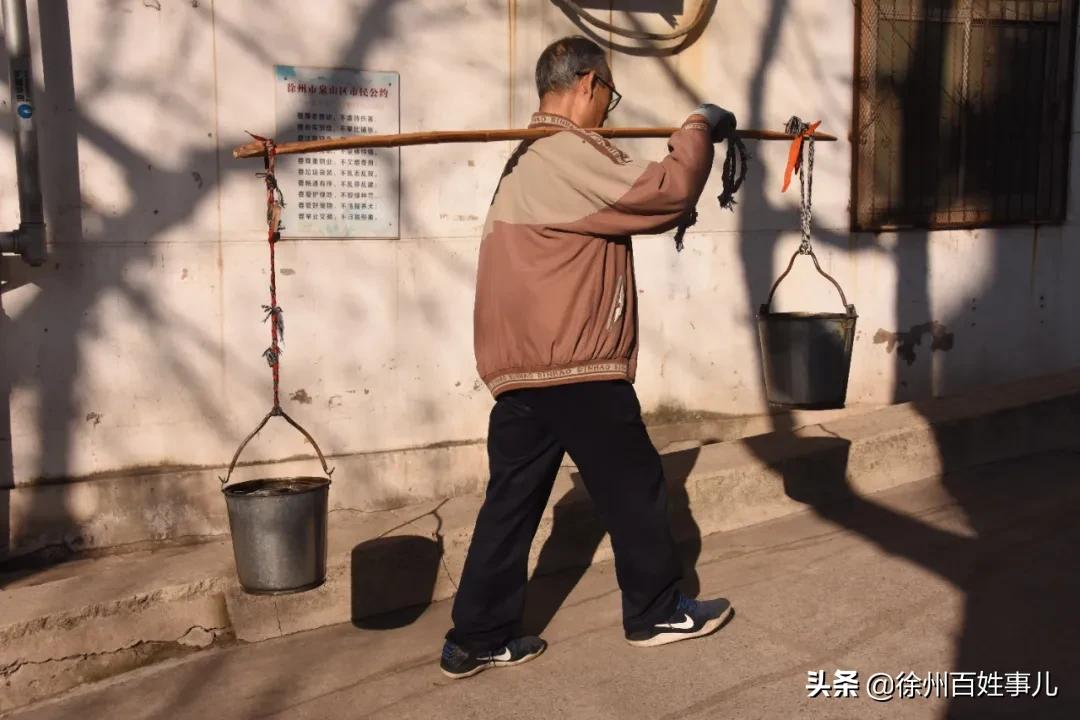 一天10趟！徐州一医生成“竹扁奇人”