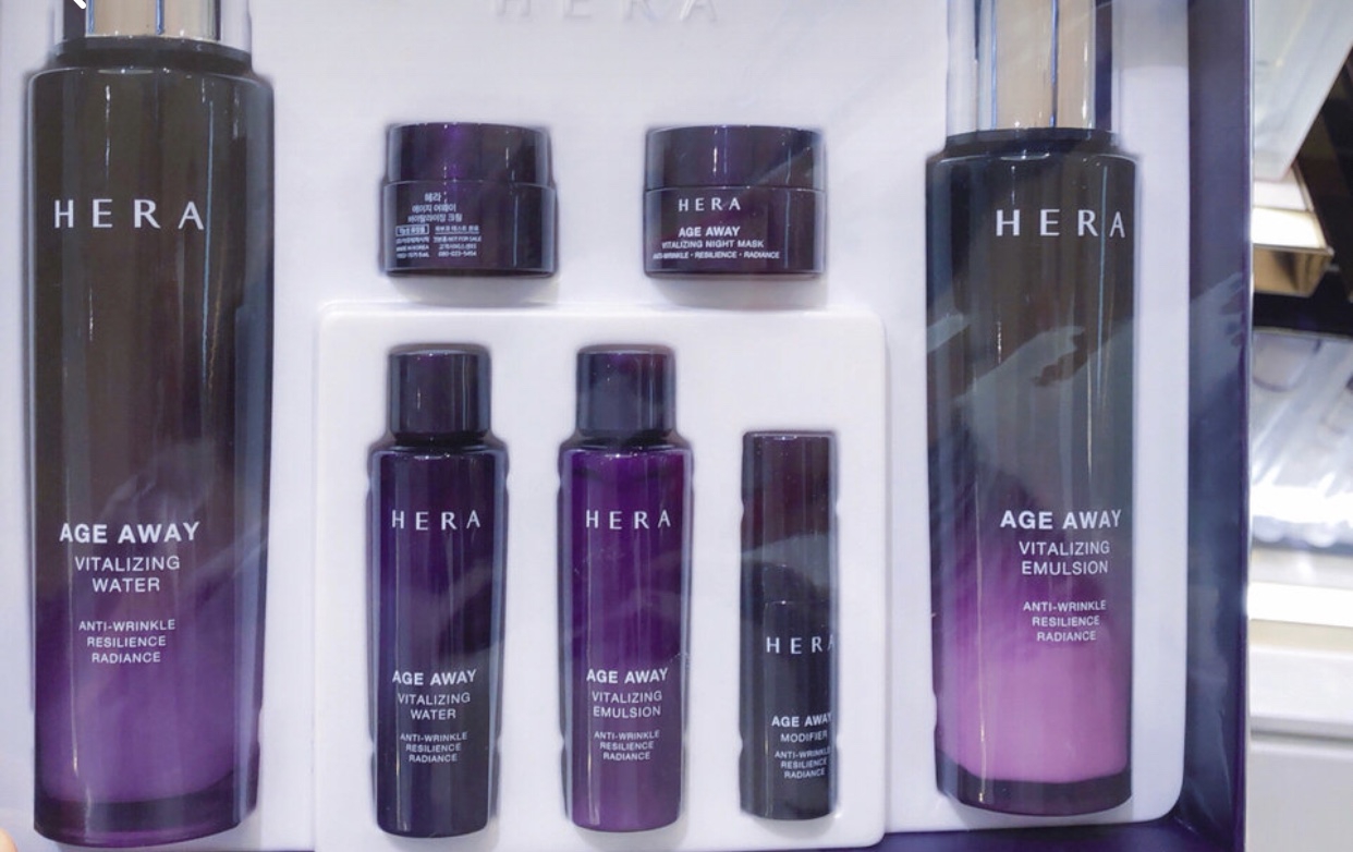 皮肤暗沉细纹毛孔粗大用什么水乳,皮肤暗沉细纹毛孔细腻用什么水乳