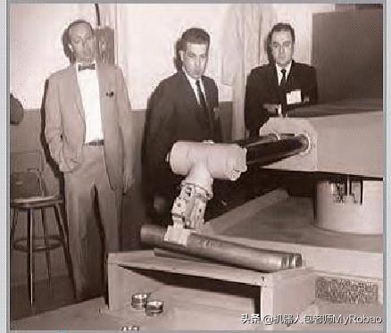 工业机器人的发展历史简短,工业机器人史上介绍了几种机器人