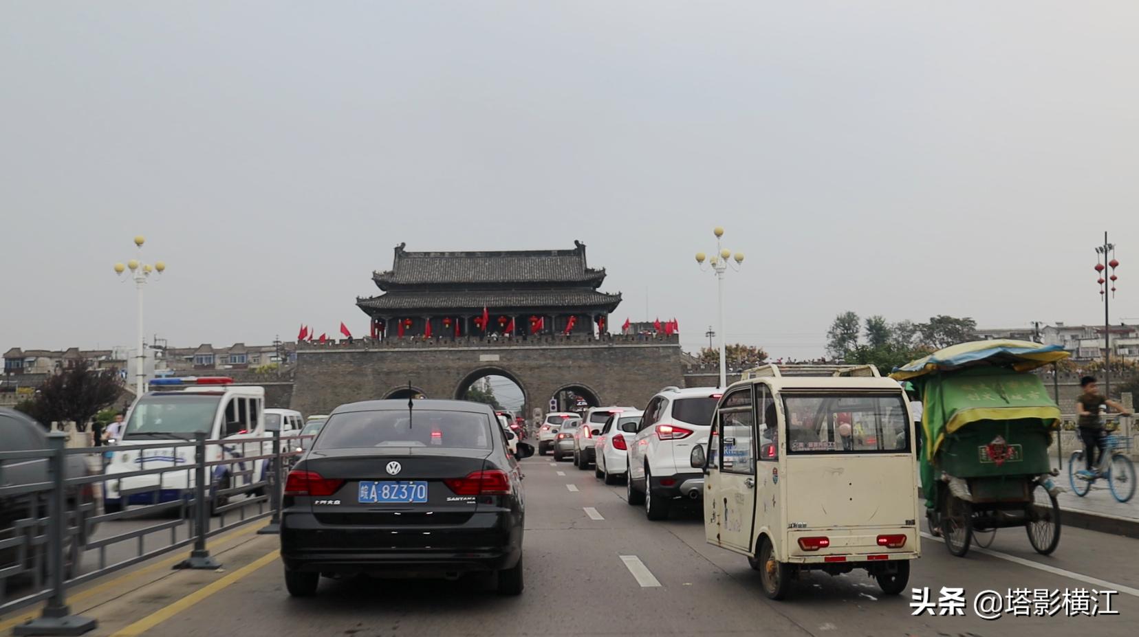 月是故乡明向我们展现了什么,月是故乡明游子思完整版