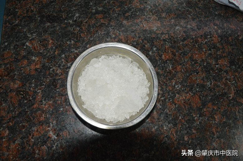 水肿下肢无力中医治疗处方,中医治疗老年人水肿的方法
