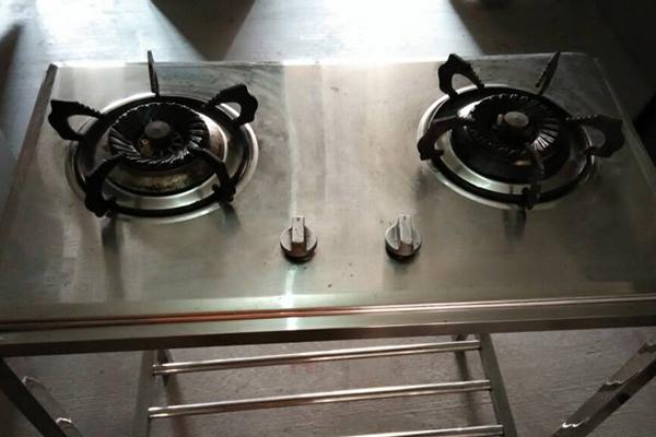 不锈钢台面燃气灶推荐,燃气灶可以嵌入不锈钢台面吗