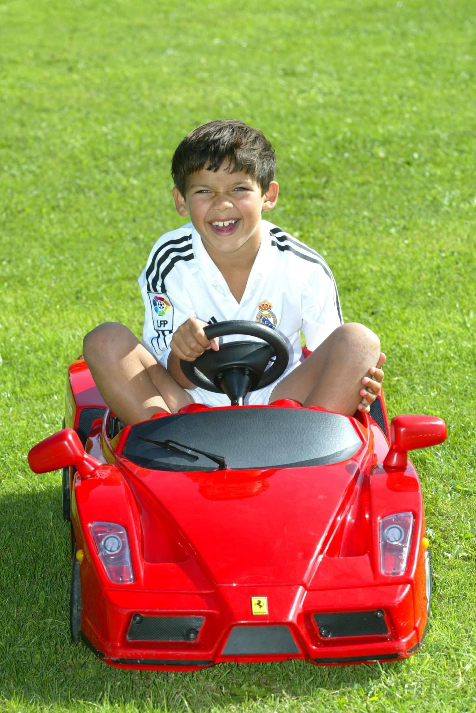 前皇马天才因性侵被判6个月监禁，在酒吧猥亵陌生女孩