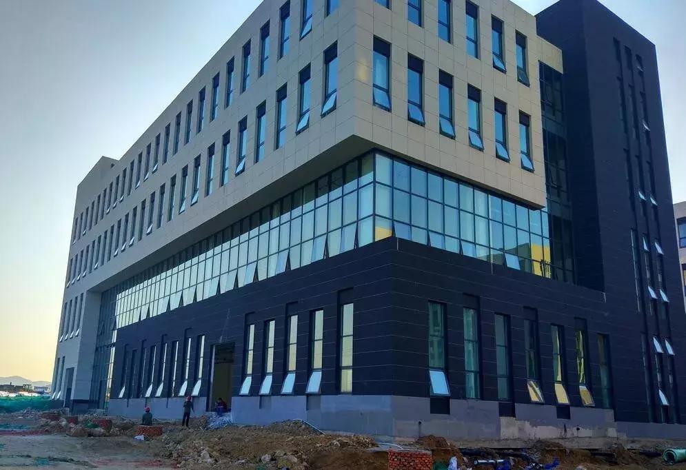 威海市新开工亿元以上项目,威海全市高质量项目开工现场