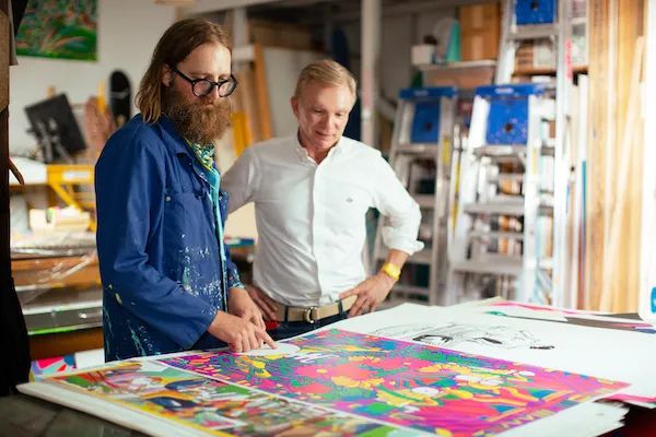 欧莱雅联名popmart,欧莱雅小金蛋发膜