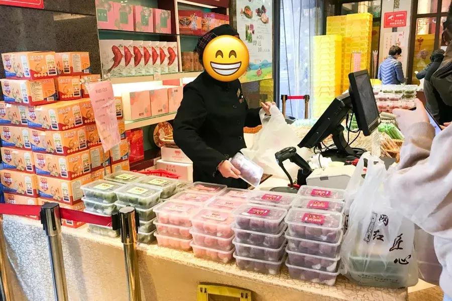 这两家朴实的青团，秒掉了市面上各种作妖对手...