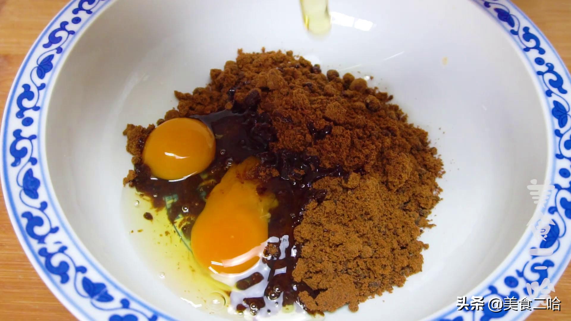 红糖发糕家常做法发面不用酵母,懒人红糖发糕开花