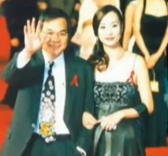 “琼女郎”悲情史：丈夫坠楼身亡，为渣男流产终生不孕，她太惨了