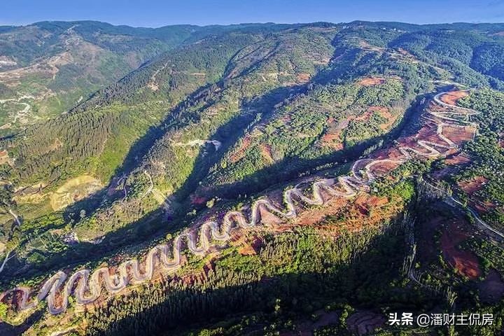 北有全聚德烤鸭南有昆明宜良烤鸭,来了云南才知道宜良县烤鸭真的好