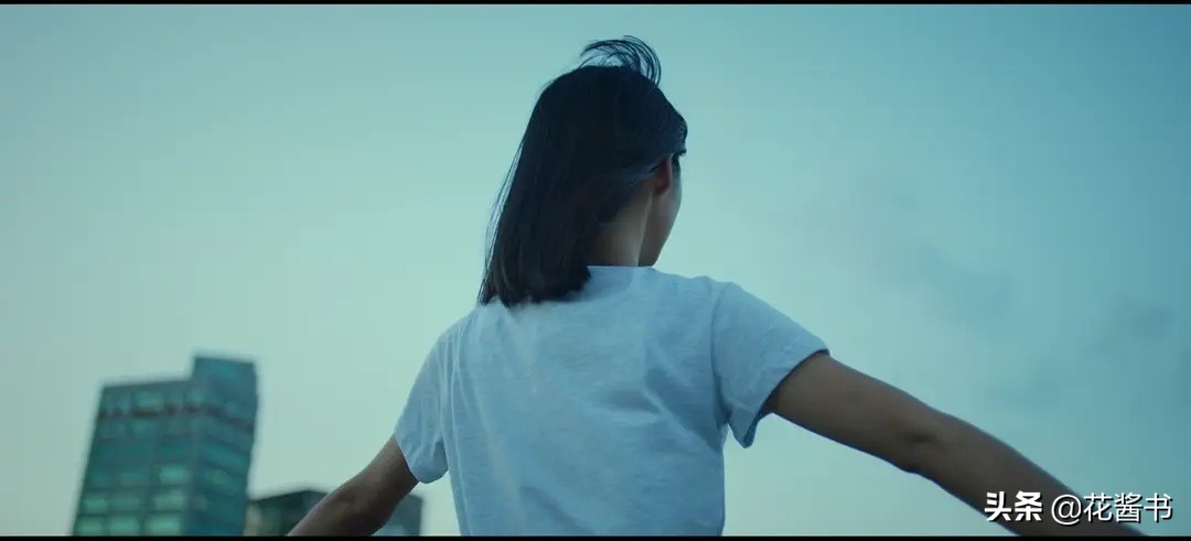 《无声告白》：16岁少女自杀成谜，撕开了病态家庭的欲望呐喊