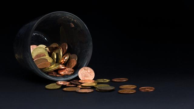 你以为月工资1万就不拖后腿了？这家公司月工资7万，秒杀全场！