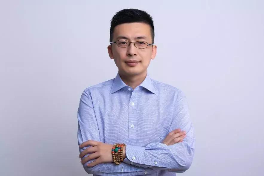 宸︽墜浼犵粺鍙虫墜鍒涙柊,宸︽墜浼犳壙