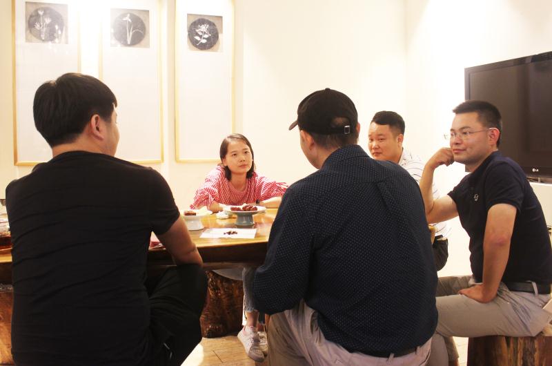 静松播报|潜江市委常委王玉梅一行到访四川省湖北商会