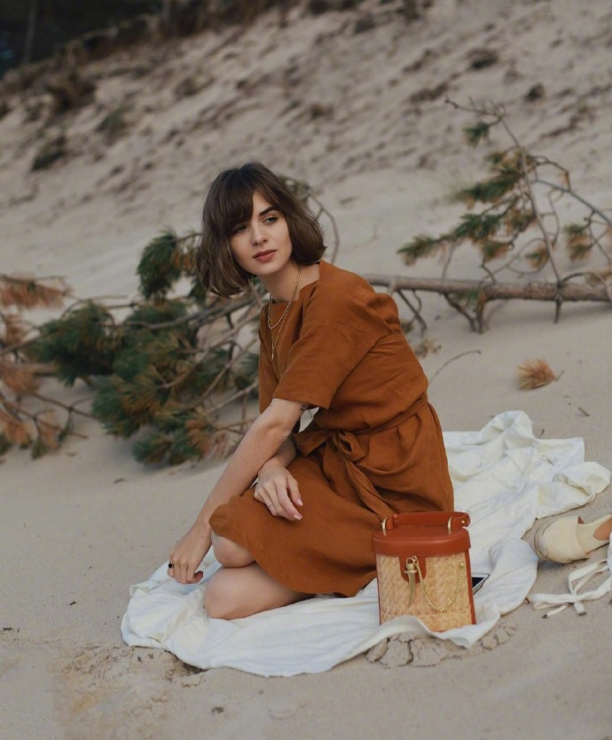 法式风格的时尚博主,法国博主mariellehaon法式日常