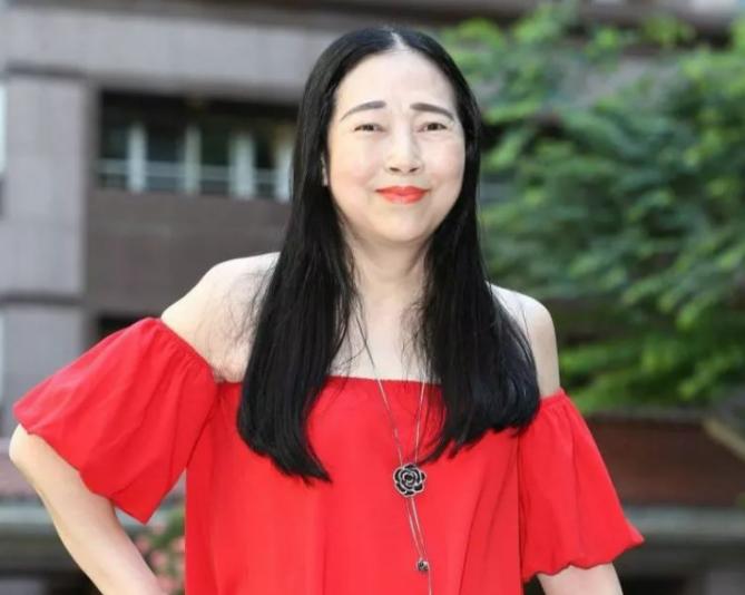 许纯美身价70亿的奇葩富婆,十亿富婆许纯美的传奇人生