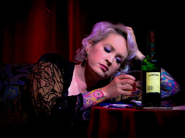 心理学中的各种行为表现,心理学理解喝醉酒人的心理