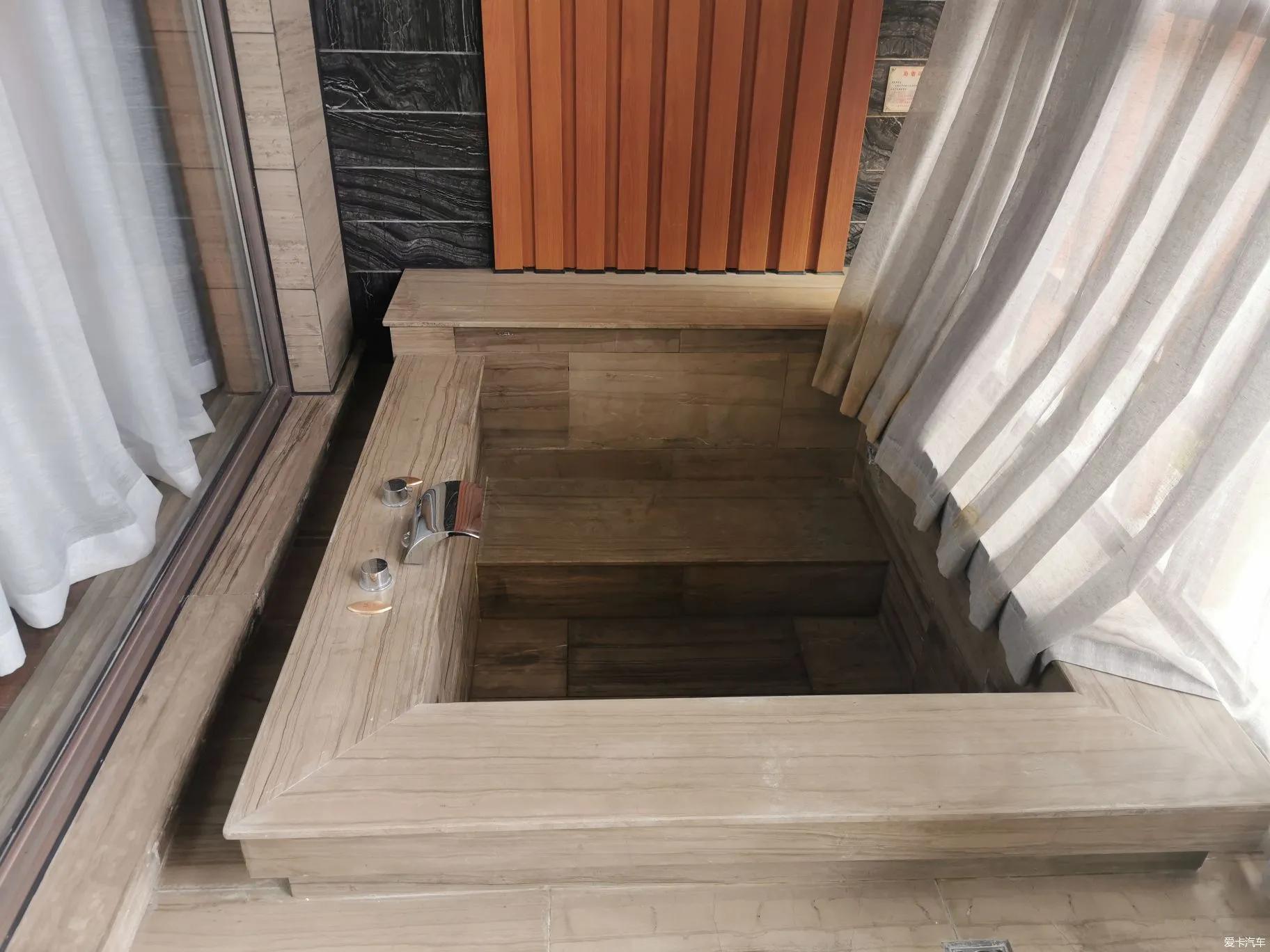 朵芳阁桃源河温泉自助餐,贵州性价比高的旅游攻略