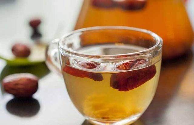 冬季进补吃药膳，来年生病少，6种专家推荐的药膳，希望你吃对了