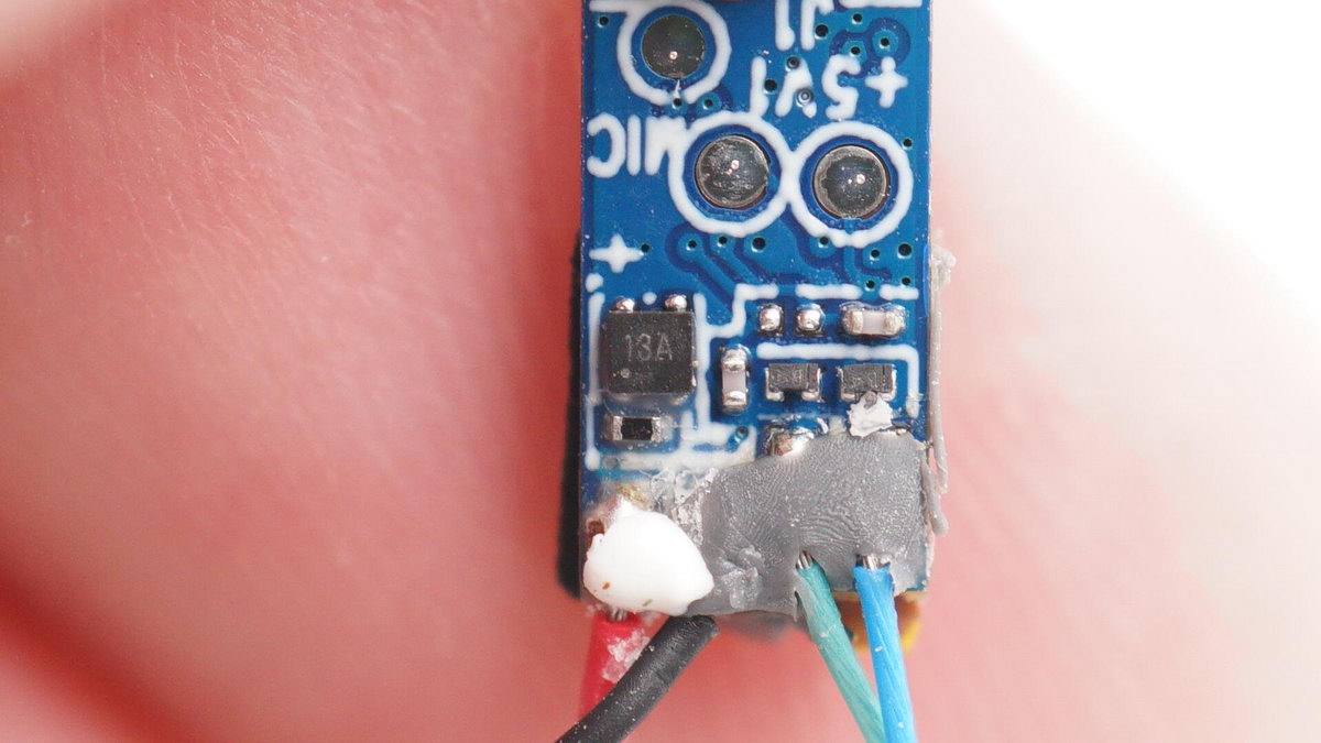 远销非洲的TWS真无线耳机应该注意什么?拆解传音TECNOBuds2看看