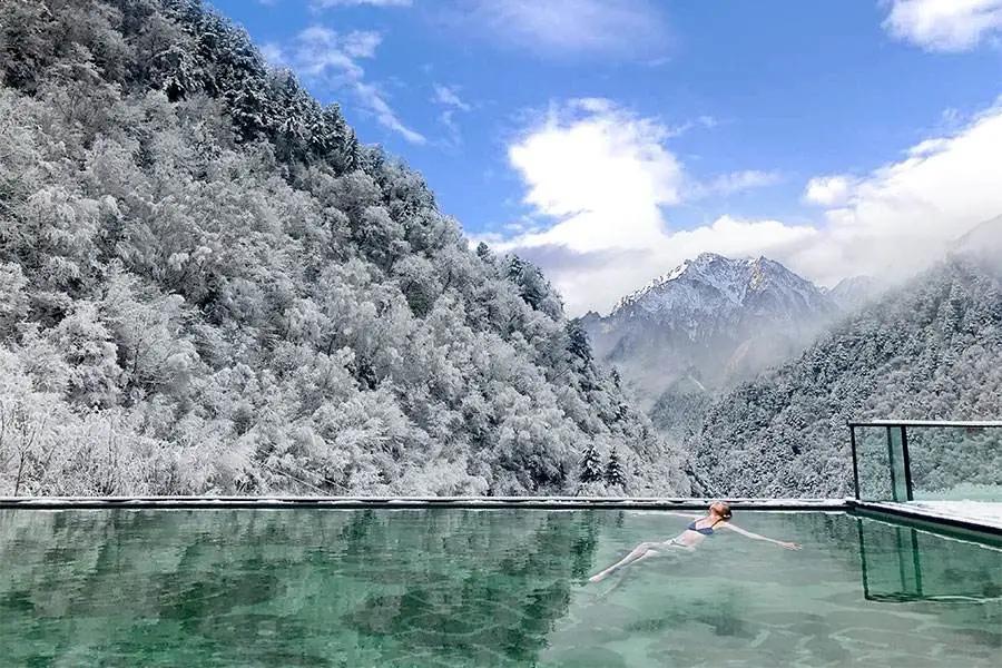 川西泡温泉看雪景,川西自驾游玩2天2夜加温泉12月份