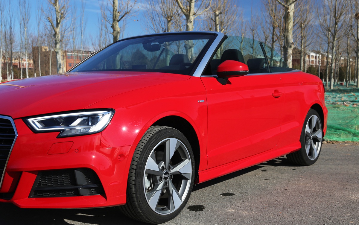 奥迪四座敞篷最新款,软顶敞篷车奥迪新款