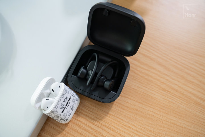 PowerbeatsPro评测：入耳版AirPods，唱、跳、Rap、篮球样样行