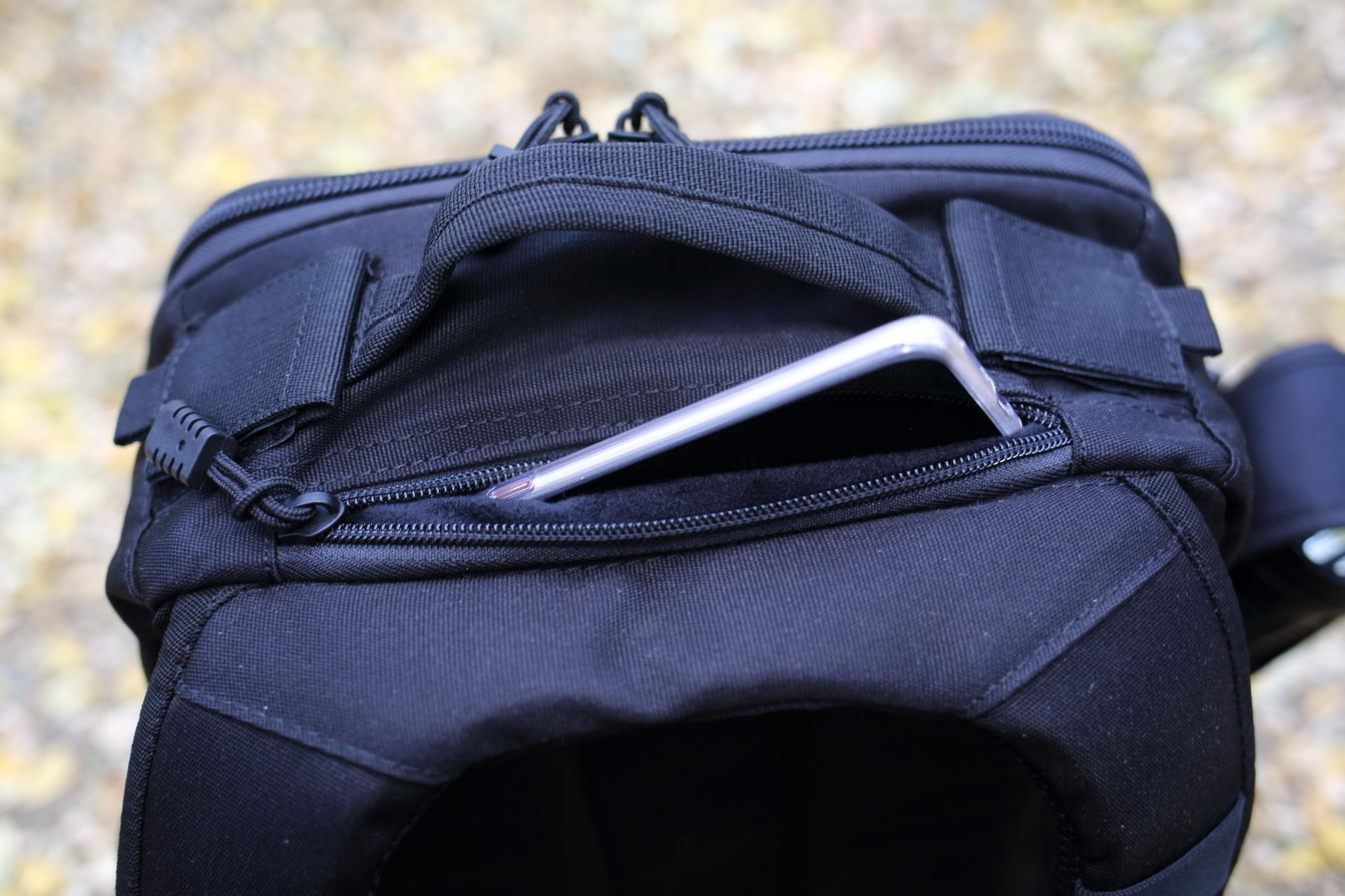 包行天下NITECOREBP25大容量双肩包