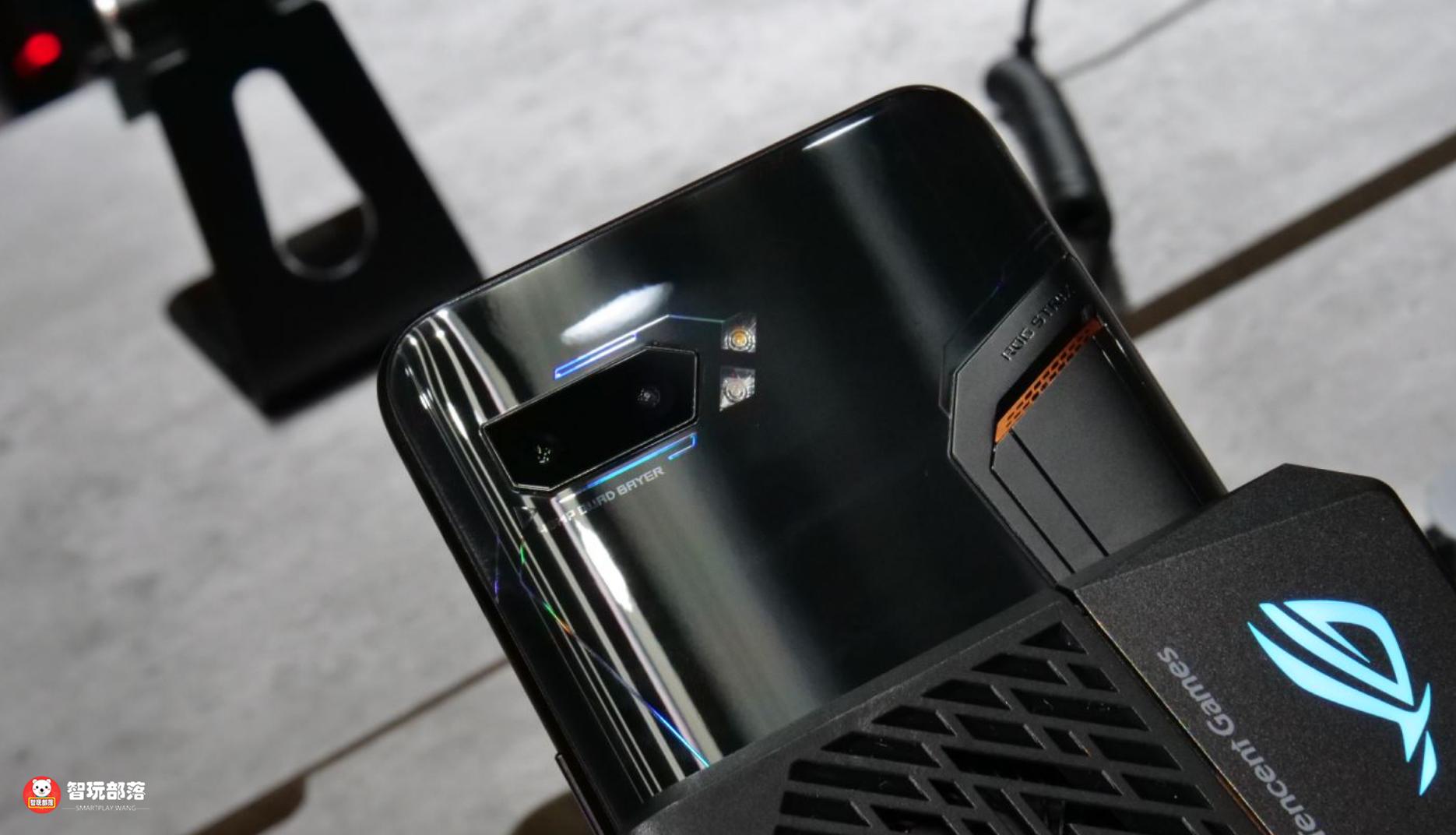 华硕ROG游戏手机2体验评测：骁龙855+鸡血强芯，腾讯定制售价真香