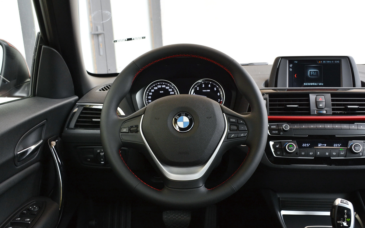 最值得买的四门轿跑宝马,全新四系宝马双门轿跑车