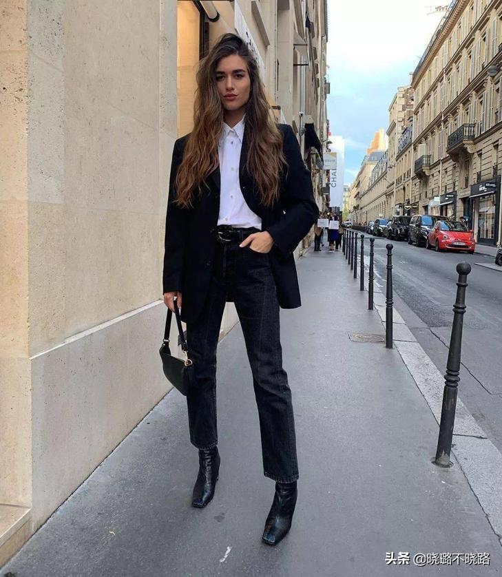 方头鞋和尖头鞋哪个显腿细,圆头鞋和方头鞋显腿型