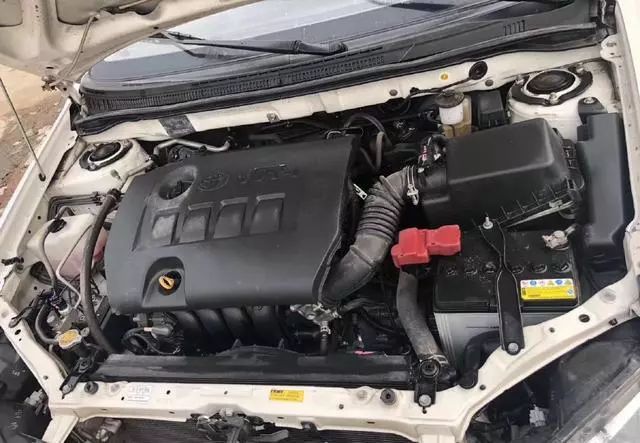 二舅当场揭露二手车商的套路,买二手花冠仅用了5000元