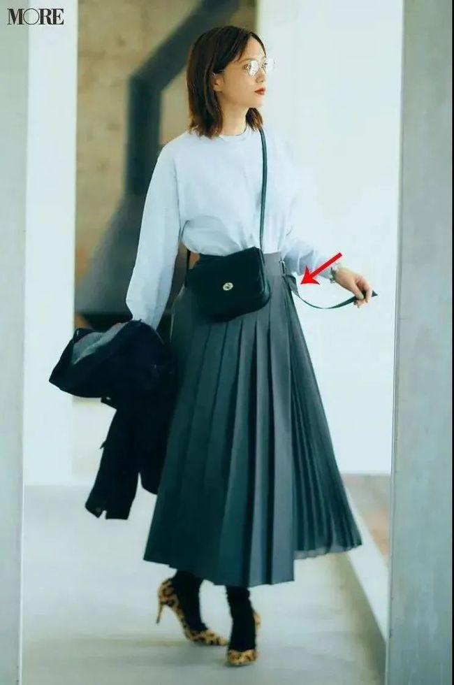 微胖女人为什么不适合短款上衣,微胖女生该不该穿半裙