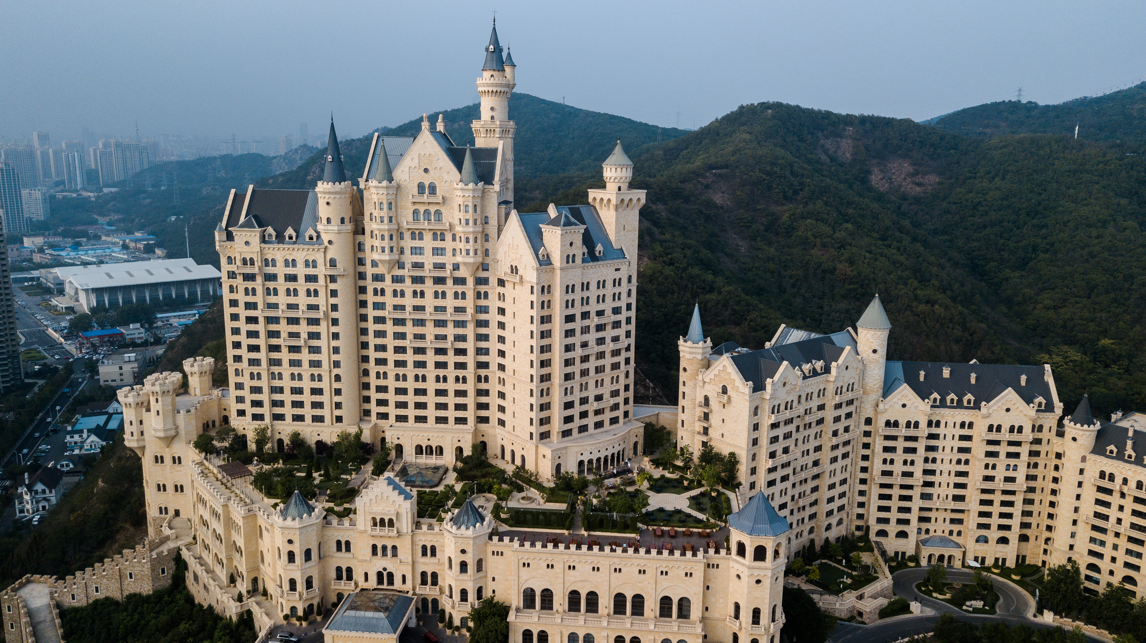 大连一方城堡酒店婚宴价格,大连一方城堡酒店价目表