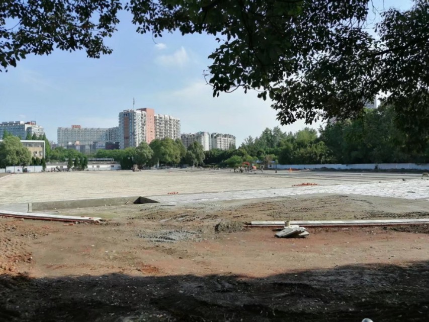 如何踢球可以不交钱,如何不花钱买到一个足球